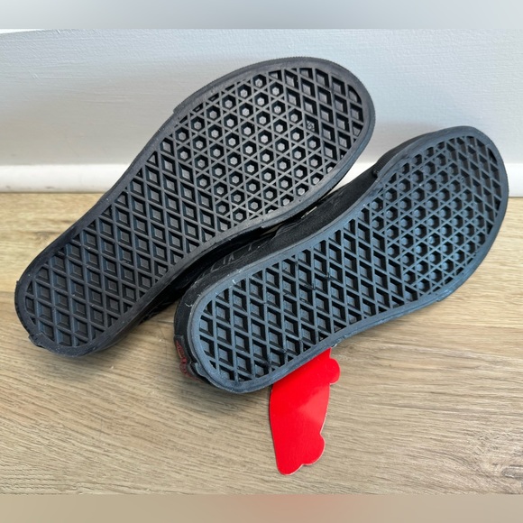 Vans NWT Classic Slip-On Deadstock Glow in the Dark Frights - Picture 2 of 5